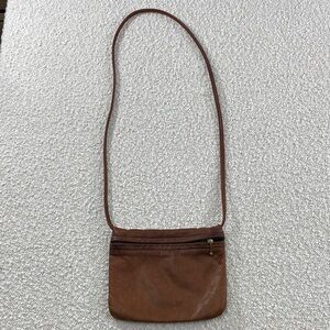 Classic Brown Leather Crossbody Bag shoulder